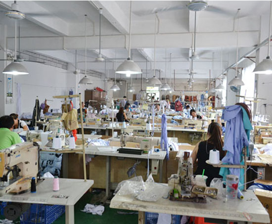 深圳服装厂各类行业工作服的选择要注意哪些?